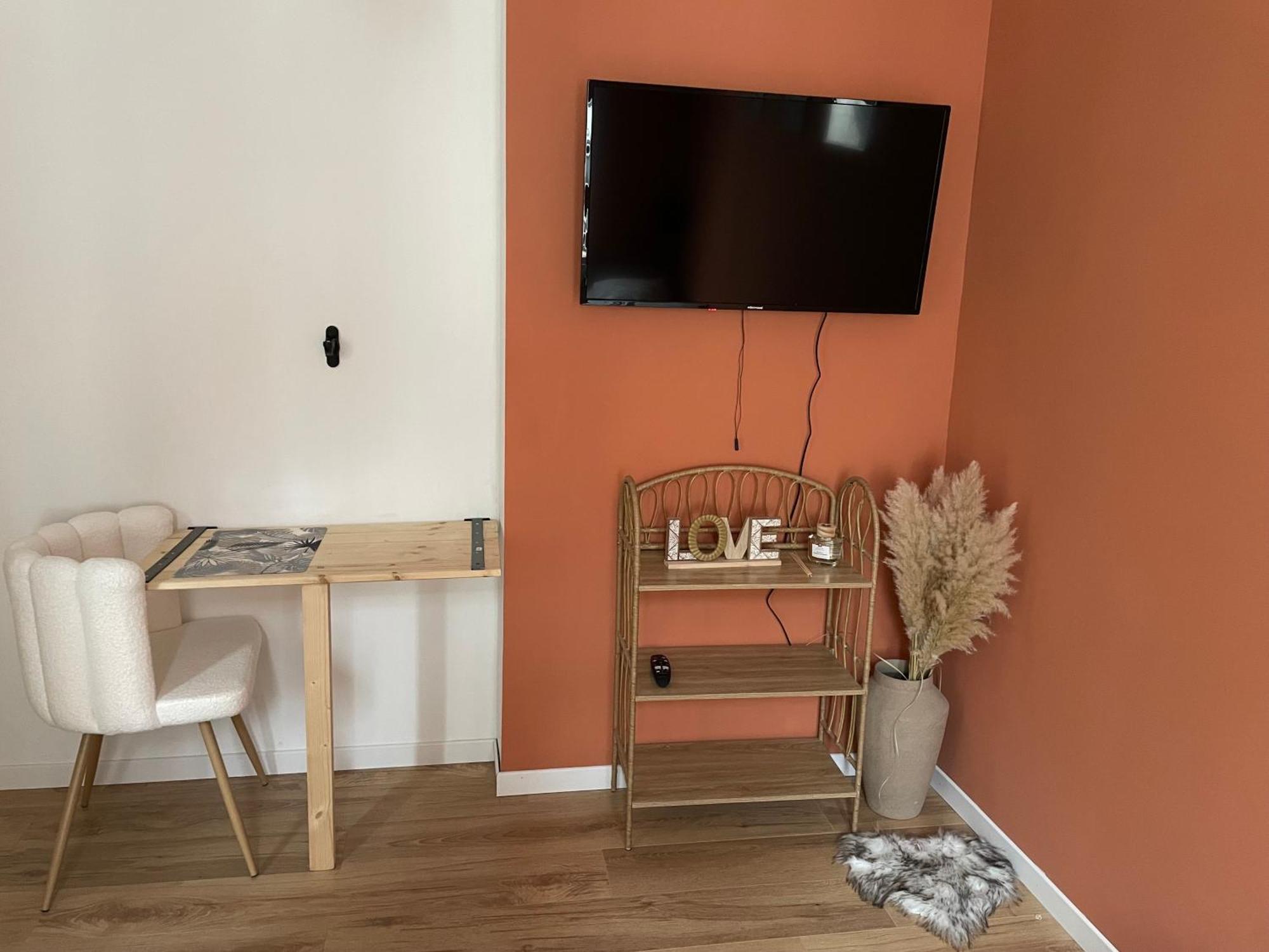 Studio Cosy Et Chaleureux Calais Kültér fotó